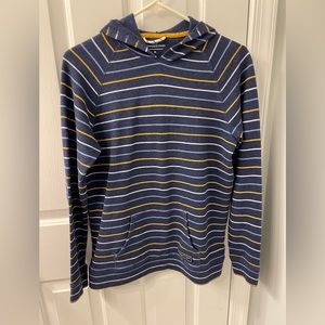Vineyard Vines sweater pullover boys XL